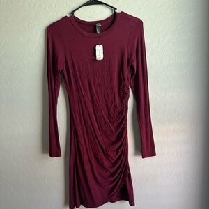 Elegant Burgundy Long Sleeve Dress